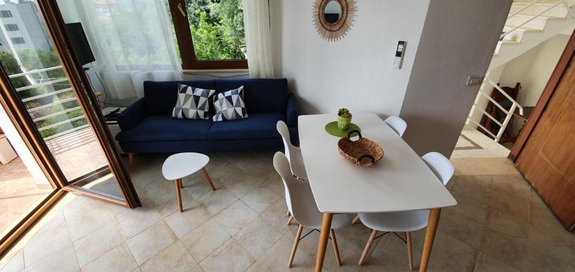 Seaview Apartment Borsh Exterior foto